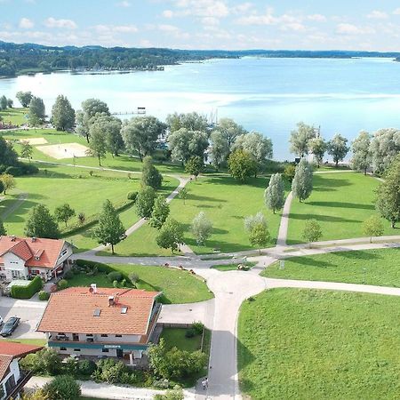 ברנאו אם כימסי Ferienwohnungen Haus Am See מראה חיצוני תמונה